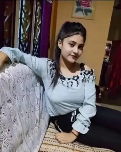 Call Girls Service in Awantipora